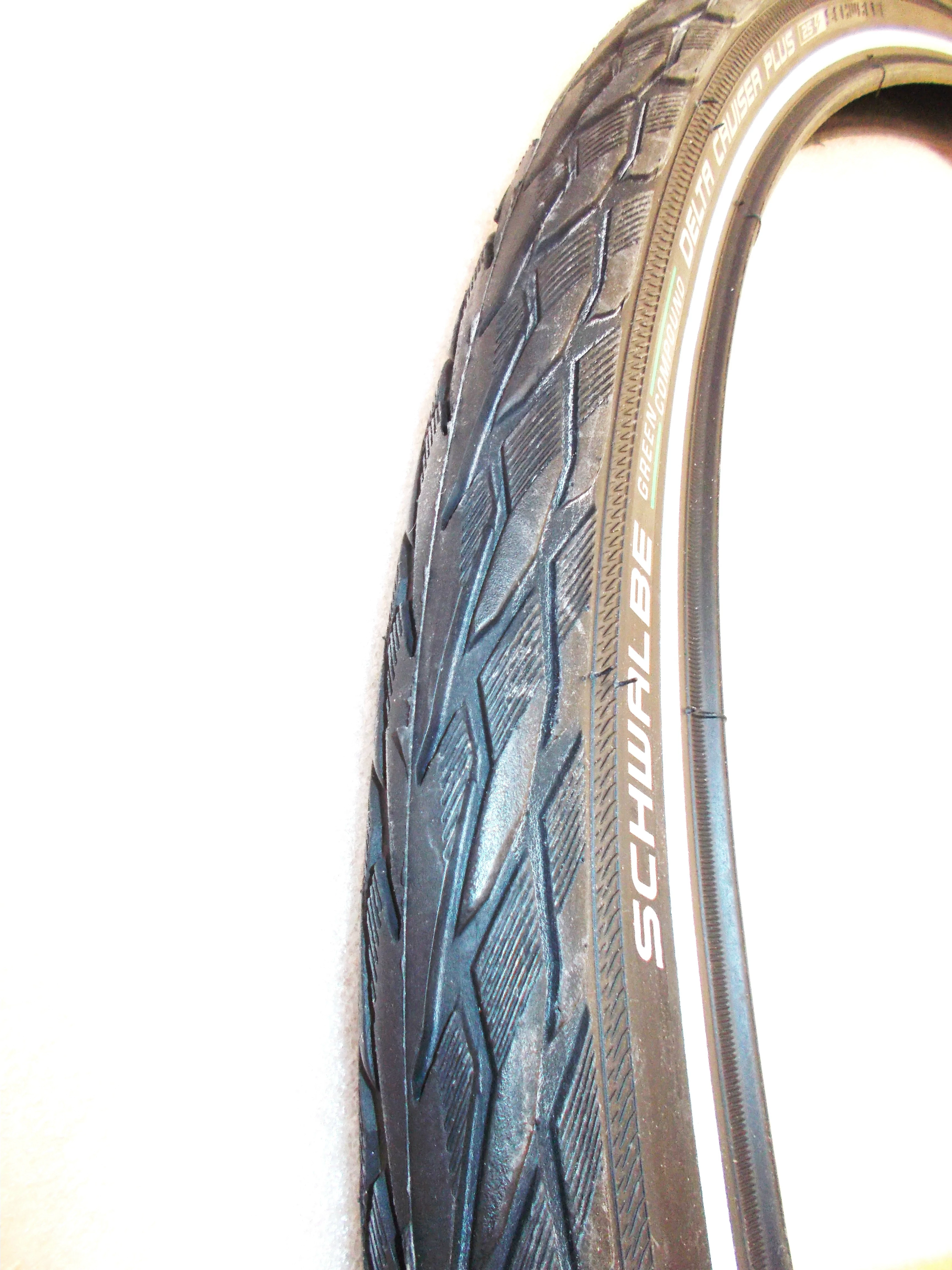 KÖP 47-622 28X1,75 DELTA CRUISER PLUS  HS431 SCHWALBE