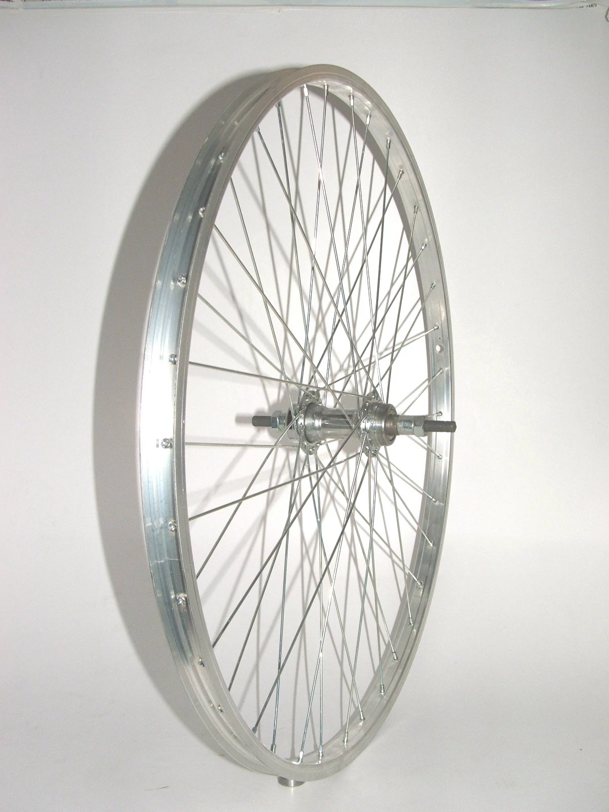 Kerék 622 szimpla MTB hátsó
