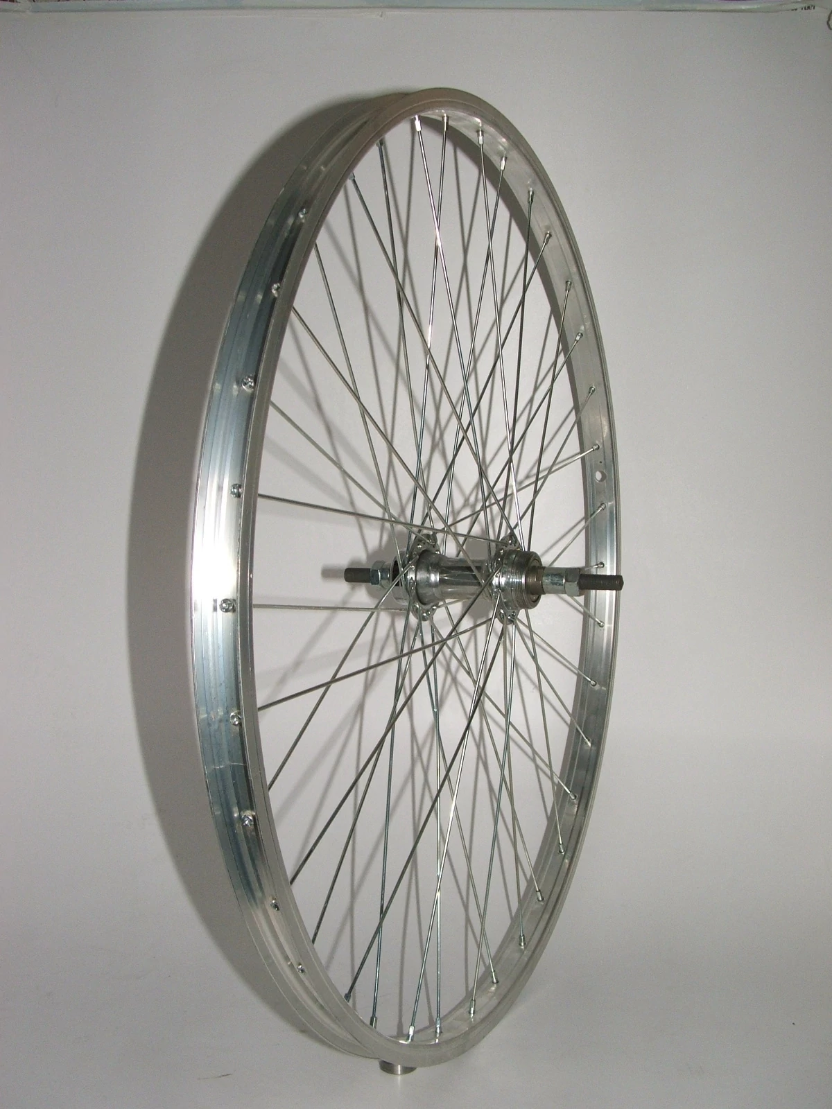 Kerék 26 szimpla acél MTB hátsó